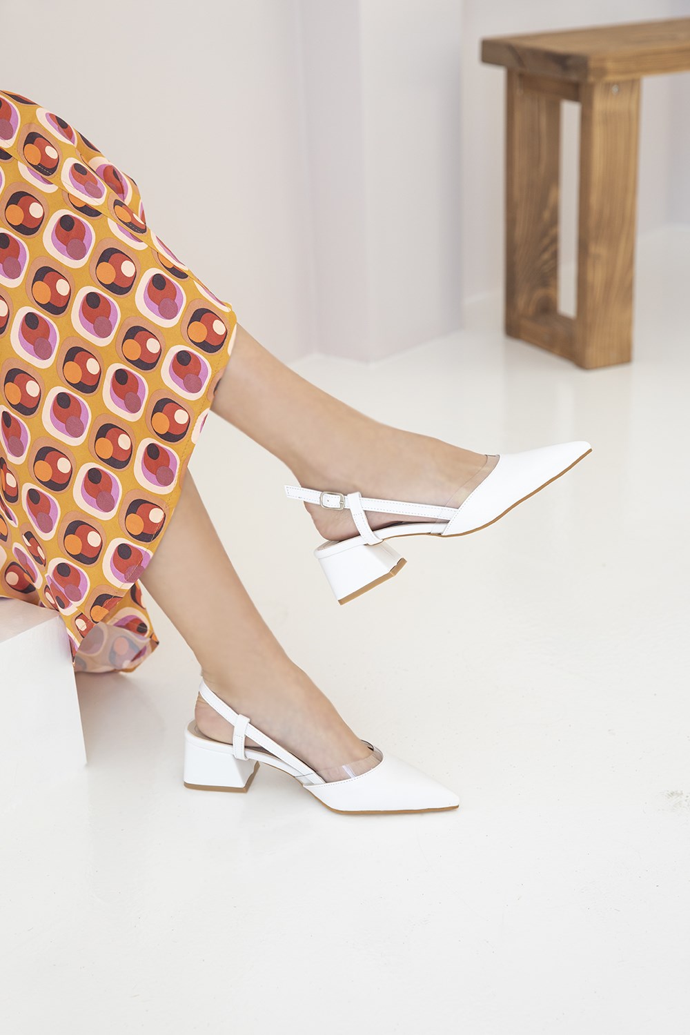 Roy Kadın  Deri Topuklu Ayakkabı Beyaz