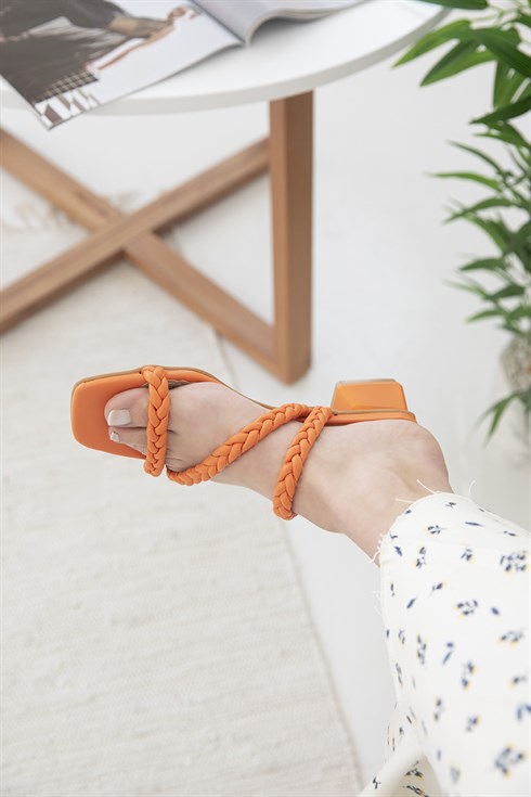 David  Kadın Örgü Detay Topuklu Sandalet Oranj