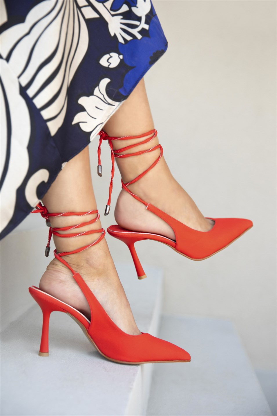 Silvia Kadın Bilekten Bağlamalı  Topuklu Kumaş  Ayakkabı Kırmızı