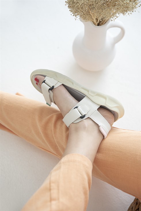Step  Kadın Cırt  Detay  Günlük  Sandalet Krem-Yeşil