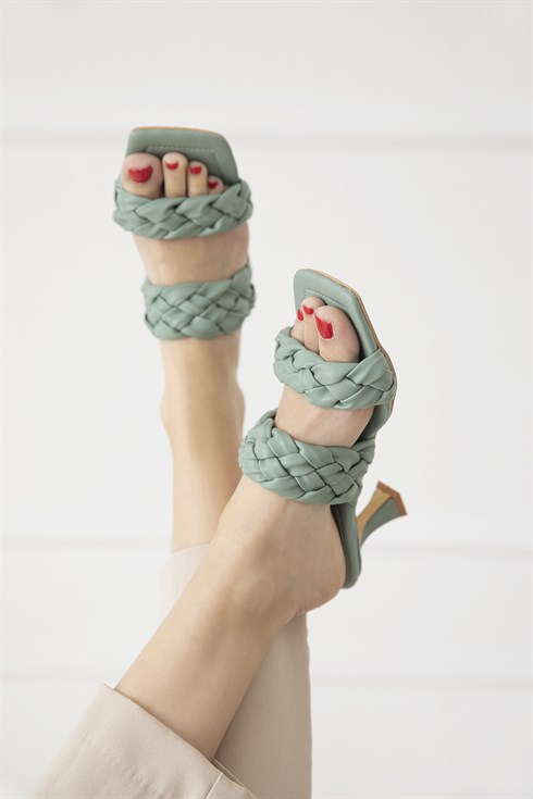 Vella Kadın  Küt Burun Topuklu  Deri Sandalet Yeşil